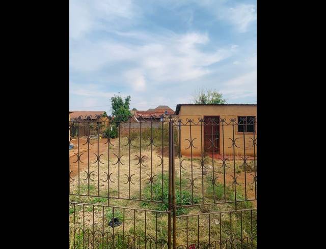 1 BEDROOM HOUSE FOR SALE IN SOSHANGUVE XX